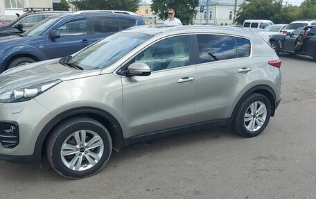 KIA Sportage IV рестайлинг, 2016 год, 2 500 000 рублей, 21 фотография