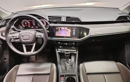 Audi Q3 Sportback, 2023 год, 2 720 000 рублей, 12 фотография