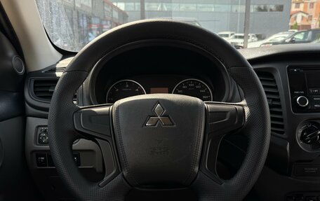 Mitsubishi L200 IV рестайлинг, 2018 год, 1 590 000 рублей, 15 фотография