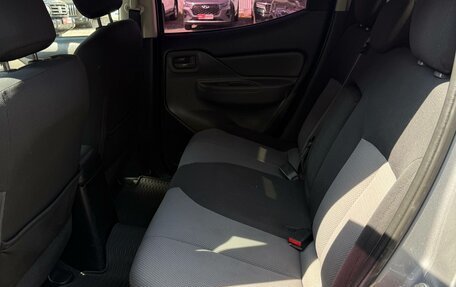 Mitsubishi L200 IV рестайлинг, 2018 год, 1 590 000 рублей, 25 фотография