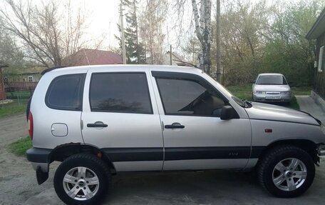 Chevrolet Niva I рестайлинг, 2003 год, 330 000 рублей, 9 фотография
