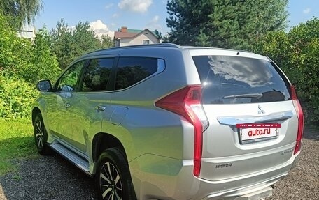 Mitsubishi Pajero Sport III рестайлинг, 2017 год, 2 980 000 рублей, 4 фотография