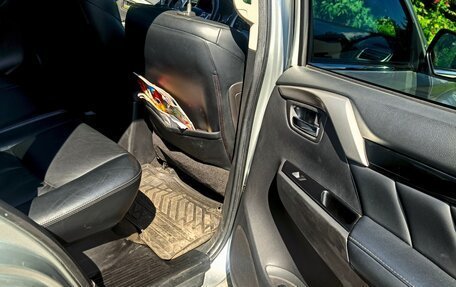 Mitsubishi Pajero Sport III рестайлинг, 2017 год, 2 980 000 рублей, 15 фотография