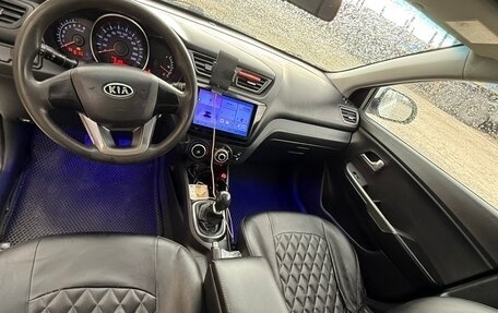 KIA Rio III рестайлинг, 2012 год, 650 000 рублей, 10 фотография