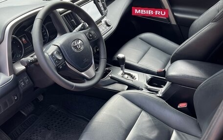 Toyota RAV4, 2017 год, 2 680 000 рублей, 17 фотография