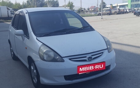 Honda Fit III, 2004 год, 300 000 рублей, 3 фотография