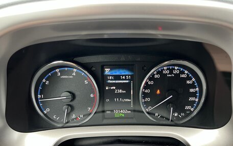 Toyota RAV4, 2017 год, 2 680 000 рублей, 28 фотография