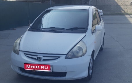 Honda Fit III, 2004 год, 300 000 рублей, 4 фотография
