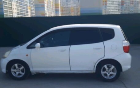 Honda Fit III, 2004 год, 300 000 рублей, 23 фотография