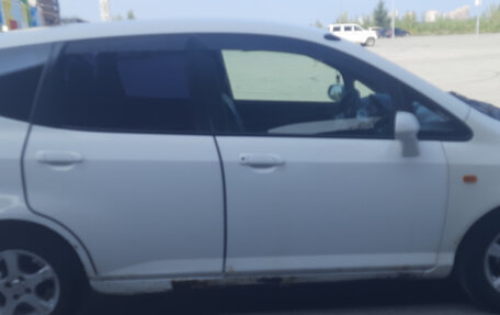 Honda Fit III, 2004 год, 300 000 рублей, 11 фотография