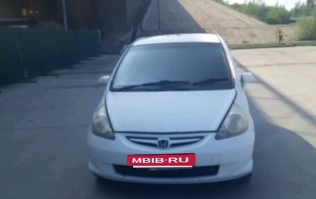 Honda Fit III, 2004 год, 300 000 рублей, 20 фотография