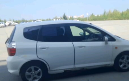Honda Fit III, 2004 год, 300 000 рублей, 26 фотография