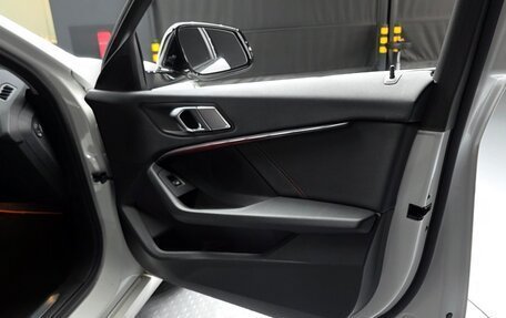 BMW 1 серия, 2020 год, 2 105 000 рублей, 19 фотография