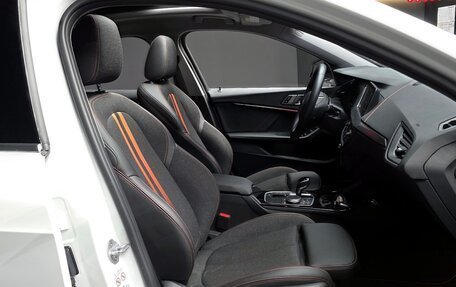 BMW 1 серия, 2020 год, 2 105 000 рублей, 10 фотография