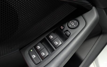 BMW 1 серия, 2020 год, 2 105 000 рублей, 22 фотография