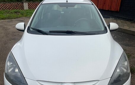 Mazda 2 III, 2012 год, 3 фотография