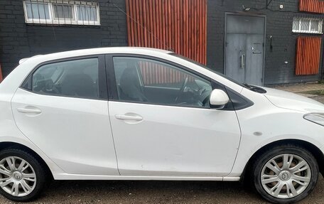 Mazda 2 III, 2012 год, 8 фотография
