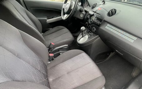 Mazda 2 III, 2012 год, 12 фотография