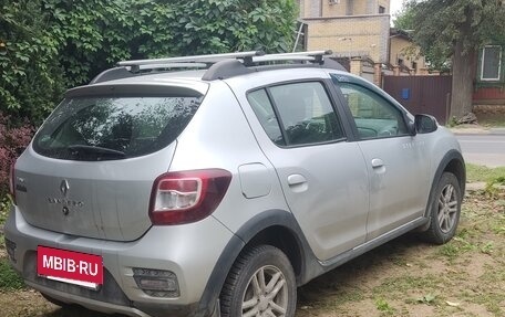 Renault Sandero II рестайлинг, 2015 год, 750 000 рублей, 4 фотография