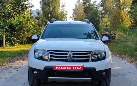 Renault Duster I рестайлинг, 2014 год, 850 000 рублей, 2 фотография