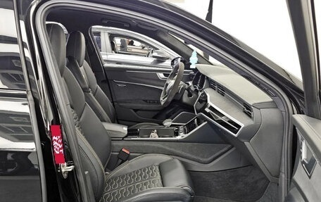 Audi RS 6, 2024 год, 16 575 000 рублей, 13 фотография
