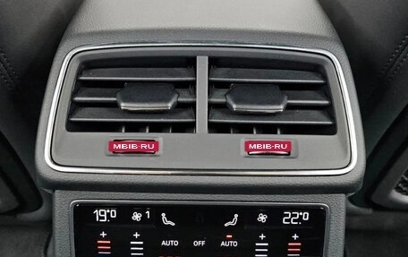 Audi RS 6, 2024 год, 16 575 000 рублей, 15 фотография