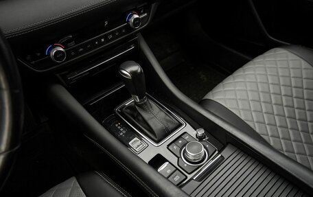 Mazda 6, 2019 год, 2 200 000 рублей, 11 фотография