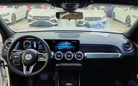 Mercedes-Benz GLB, 2022 год, 2 980 000 рублей, 10 фотография