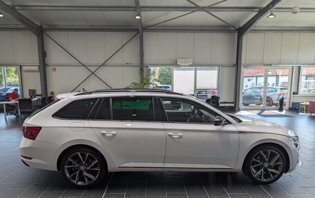 Skoda Superb III рестайлинг, 2023 год, 3 360 000 рублей, 4 фотография