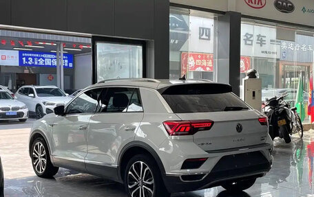 Volkswagen T-Roc I, 2023 год, 1 810 888 рублей, 4 фотография