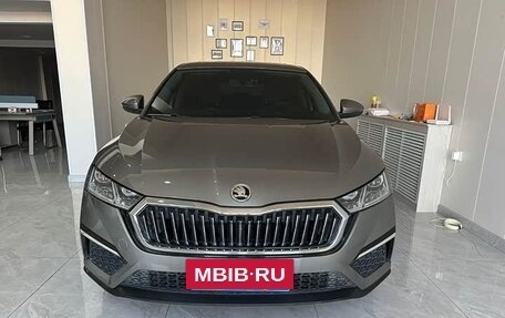 Skoda Octavia IV, 2022 год, 1 900 000 рублей, 2 фотография