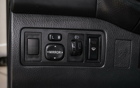 Toyota Avensis III рестайлинг, 2006 год, 619 000 рублей, 28 фотография