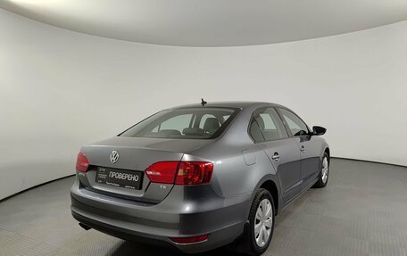 Volkswagen Jetta VI, 2013 год, 945 000 рублей, 6 фотография