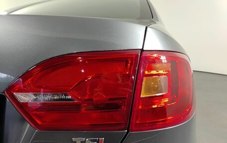 Volkswagen Jetta VI, 2013 год, 945 000 рублей, 11 фотография
