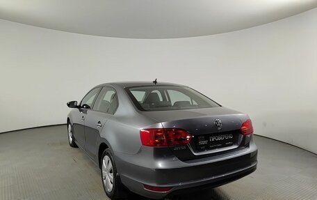 Volkswagen Jetta VI, 2013 год, 945 000 рублей, 8 фотография