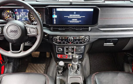 Jeep Wrangler, 2024 год, 6 757 000 рублей, 10 фотография