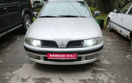 Mitsubishi Carisma I, 2002 год, 250 000 рублей, 1 фотография