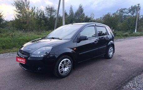 Ford Fiesta, 2006 год, 390 000 рублей, 1 фотография