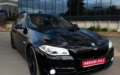 BMW 5 серия, 2016 год, 2 400 000 рублей, 2 фотография