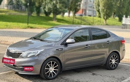 KIA Rio III рестайлинг, 2015 год, 850 000 рублей, 2 фотография