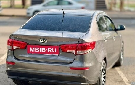 KIA Rio III рестайлинг, 2015 год, 850 000 рублей, 5 фотография