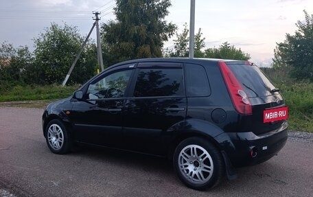 Ford Fiesta, 2006 год, 390 000 рублей, 2 фотография