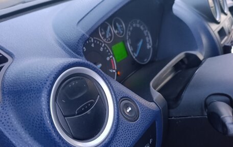 Ford Fiesta, 2006 год, 390 000 рублей, 14 фотография