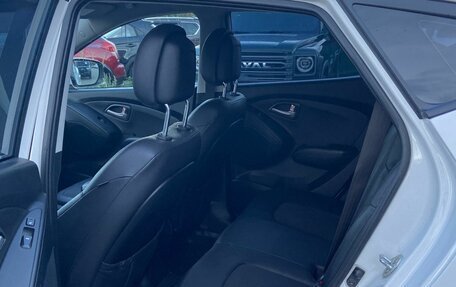 Hyundai ix35 I рестайлинг, 2013 год, 1 250 000 рублей, 14 фотография
