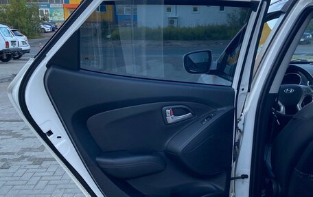 Hyundai ix35 I рестайлинг, 2013 год, 1 250 000 рублей, 13 фотография