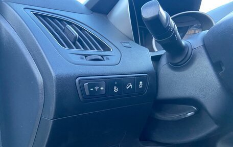 Hyundai ix35 I рестайлинг, 2013 год, 1 250 000 рублей, 19 фотография
