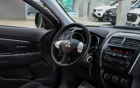 Mitsubishi ASX I рестайлинг, 2011 год, 955 000 рублей, 10 фотография