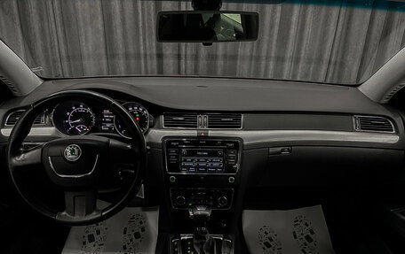 Skoda Superb III рестайлинг, 2012 год, 935 000 рублей, 8 фотография