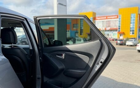 Hyundai ix35 I рестайлинг, 2012 год, 1 050 000 рублей, 10 фотография