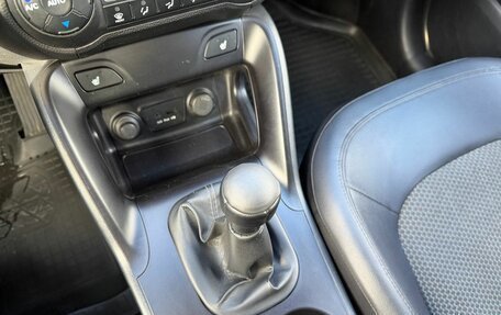 Hyundai ix35 I рестайлинг, 2012 год, 1 050 000 рублей, 26 фотография